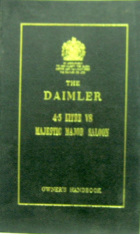Couverture de DAIMLER 4,5 LITRE V8 MAJESTIC MAJOR SALOON 1965 LIVRET D'ENTRETIEN