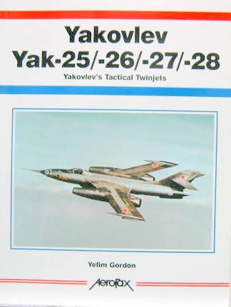 Couverture de YAKOVLEV YAK 25-26-27-28