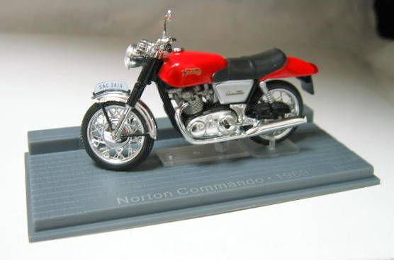 Couverture de 1969 NORTON COMMANDO JOUET