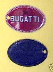 Couverture de BUGATTI INSIGNE EMAILLE ENVIRON 1950