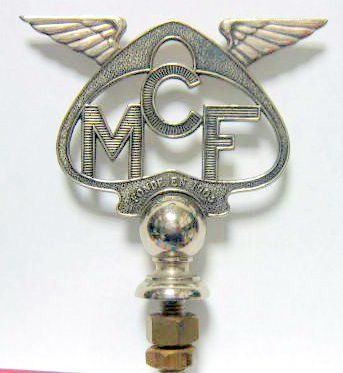 Couverture de MASCOTTE DE RADIATEUR DU MCF