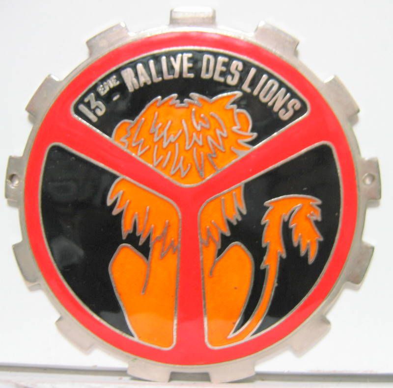 Couverture de RALLYE DES LIONS 13 EME INSIGNE EMAILLE D'ORIGINE