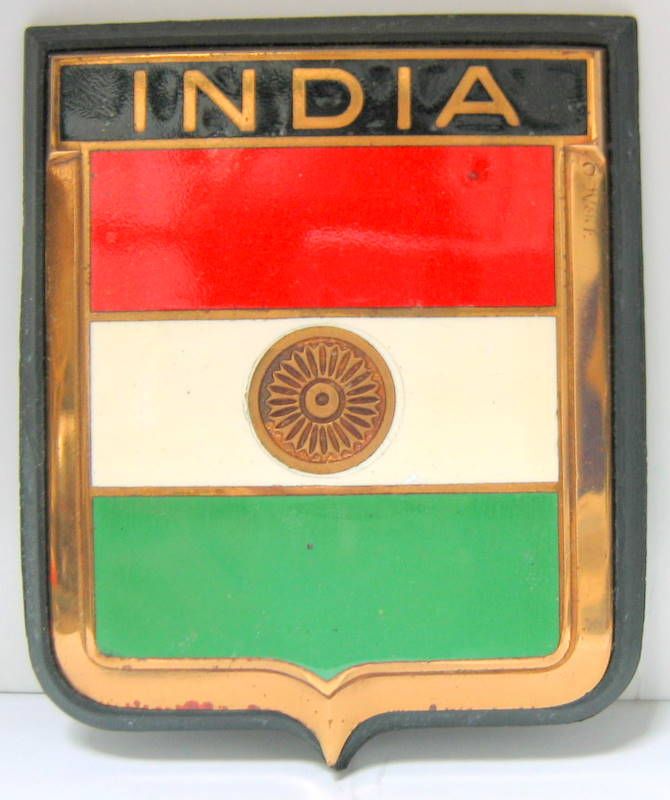 Couverture de INDIA
INSIGNE EMAILLE D'ORIGINE PAR DRAGO