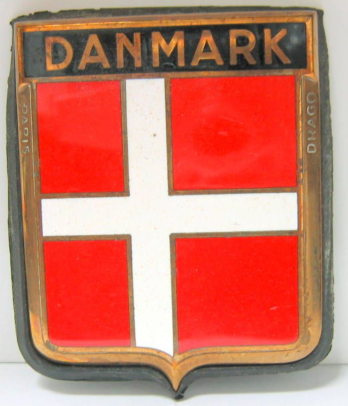 Couverture de DANMARK
INSIGNE EMAILLE D'ORIGINE PAR DRAGO