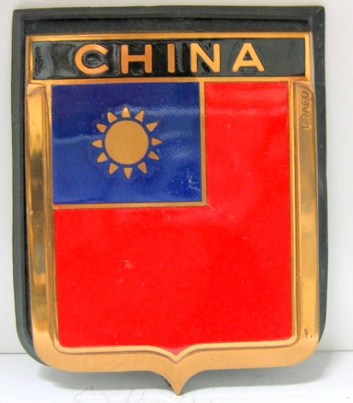Couverture de CHINA
INSIGNE EMAILLE D'ORIGINE PAR DRAGO