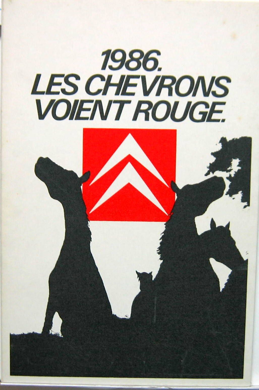 Couverture de CITROEN LES CHEVRONS VOIENT ROUGE  EPEUVES D'ARTISTES SIGNEES COTE EN BANDE DESSINEE