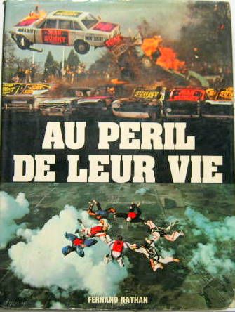Couverture de AU PERIL DE LEUR VIE