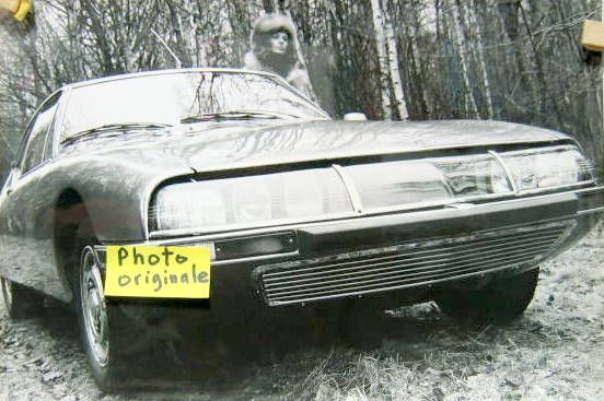 Couverture de CITROEN SM 3/4 AVANT DANS LES BOIS PHOTO ORIGINALE
