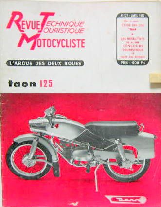 Couverture de 1957-4 BSA 250 DERNY TAON 125PANNONIA 250 CC