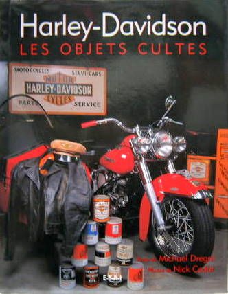 Couverture de HARLEY DAVIDSON LES OBJETS DE CULTE