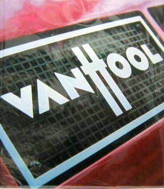 Couverture de VAN HOOL UNE HISTOIRE UNE MARQUE