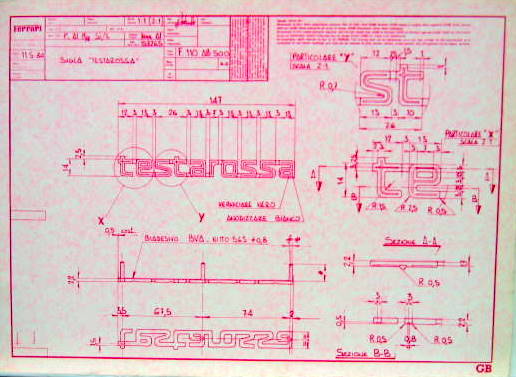 Couverture de 1984 FERRARI TESTAROSSA CATALOGUE DE PRESSE EN ANGLAIS