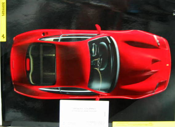 Couverture de 1996 FERRARI 550 MARANENELLO CATALOGUE  EN ITALIEN ET ANGLAIS 1101/96 AVEC LA CARTE DE VISITE DE CHEZ POZZI