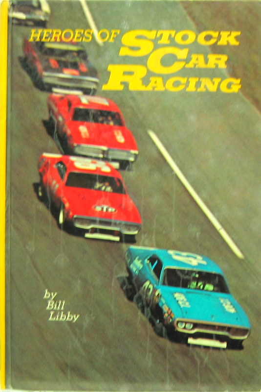 Couverture de HEROS OF STOCK CAR RACING