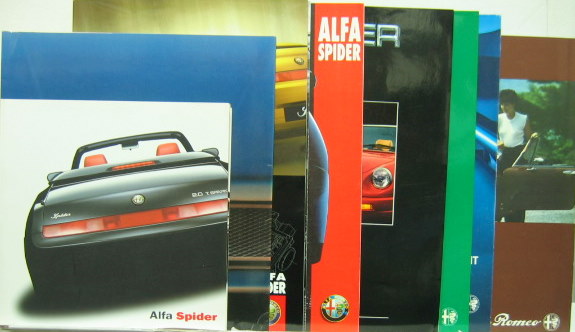 Couverture de ALFA ROMEO SPIDER CATALOGUES