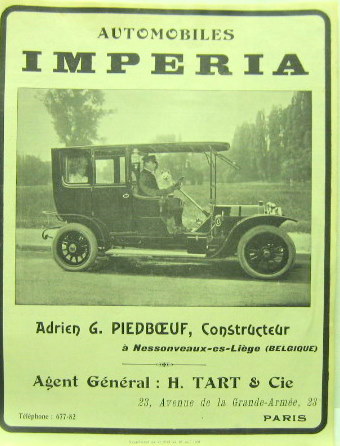 Couverture de IMPERIA A PARIS PAGE DECOUP2E DANS UNE REVUE D'EPOQUE
