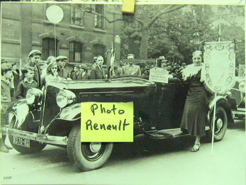 Couverture de 1933 RENAULT NERVASPORT AU CONCOURS D'ELEGANCE DE MONTMARTRE PHOTO RENAULT