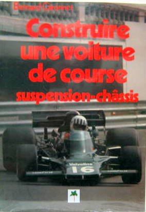 Couverture de CONSTRUIRE UNE VOITURE DE COURSE SUSPENSION CHASSIS