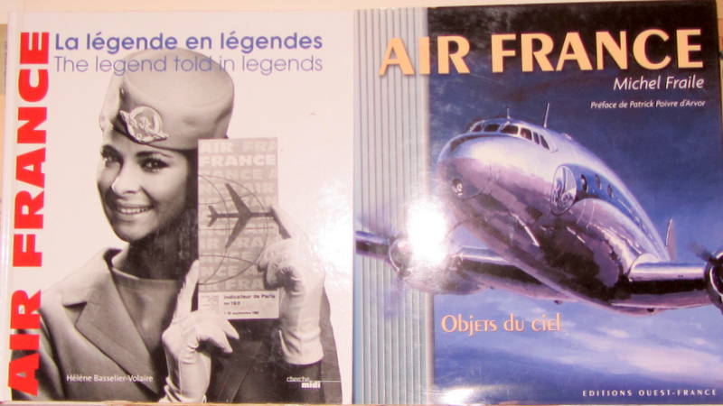Couverture de AIR FRANCE LA LEGENDE EN LEGENDE THE LEGEND TOLD IN LEGENDS OBJETS DU CIEL