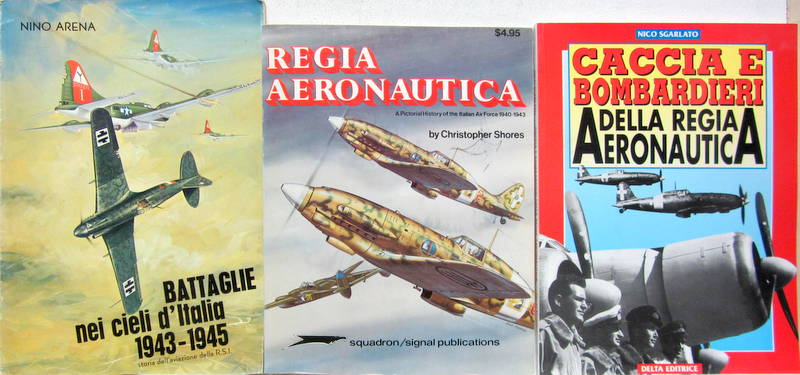 Couverture de BATTAGLIE NEI CIELI D'ITALIA 1943-1945 DELLA RSI - REGIA AERONAUTICA EN ANGLAIS - CACCIA E BOMBARDIERI DELLA REGIA AERONAUTICA