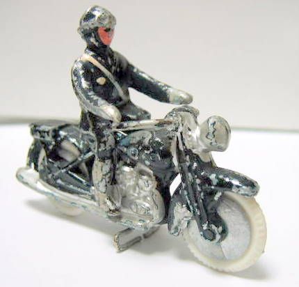 Couverture de MOTOCYCLISTE  GENDARMERIE 
ENVIRON 1960 COFALU
