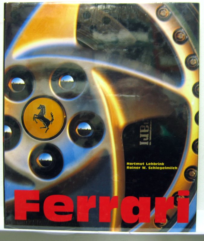 Couverture de FERRARI DE CHEZ KONNEMANN EN ESPAGNOL FRANCAIS ALLEMAND ANGLAIS