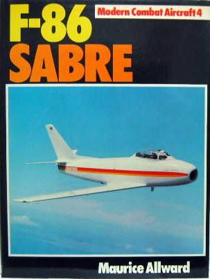 Couverture de F-86 SABRE - MODERN COMBAT AIRCRAFT 4