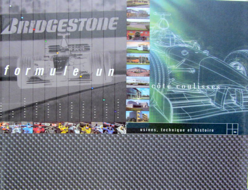 Couverture de FORMULE UN COTE COULISSES USINES TECHNIQUE ET HISTOIRE LIVRE AVEC SON EMBOITAGE