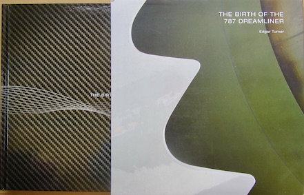Couverture de THE BIRD OF THE 787 DREAMLINER DE E.TURNER