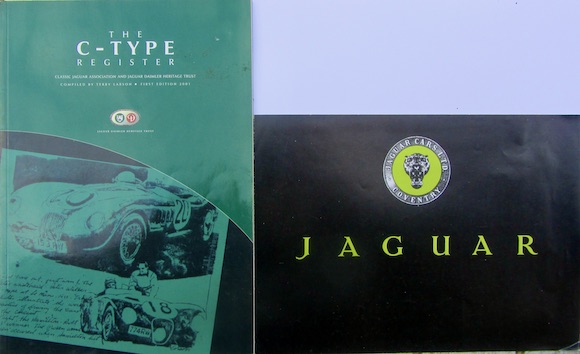 Couverture de JAGUAR THE C TYPE REGISTER - CATALOGE TYPE C 1951