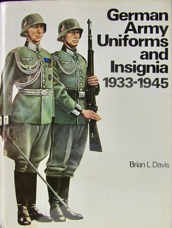 Couverture de GERMAN ARMY UNIFORMS AND INSIGNA 1933 1945