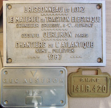Couverture de SNCF BRISSONEAUX ET LOTZ GEC ALSTRHOM 141 R 420 PLAQUES DE LOCOMOTIVES