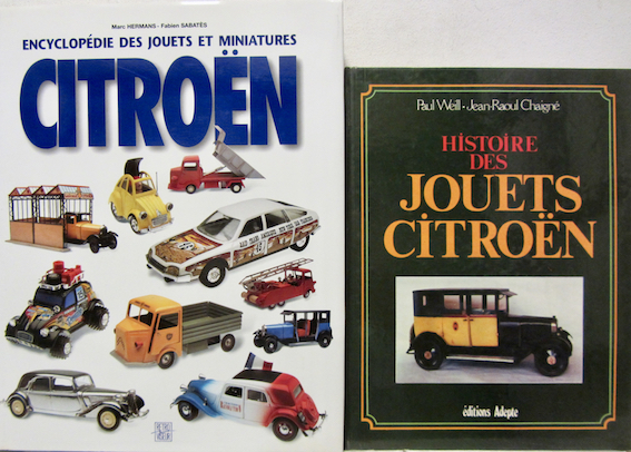 Couverture de ENCYCLOPEDIE DES JOUETS ET MINIATURES   CITROEN DE RETROVISEUR _ HISTOIRE DES JOUETS CITROEN CHEZ ADEPTE