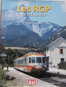 Couverture de LES RGP DU TEE AU TER LA VIE DU RAIL