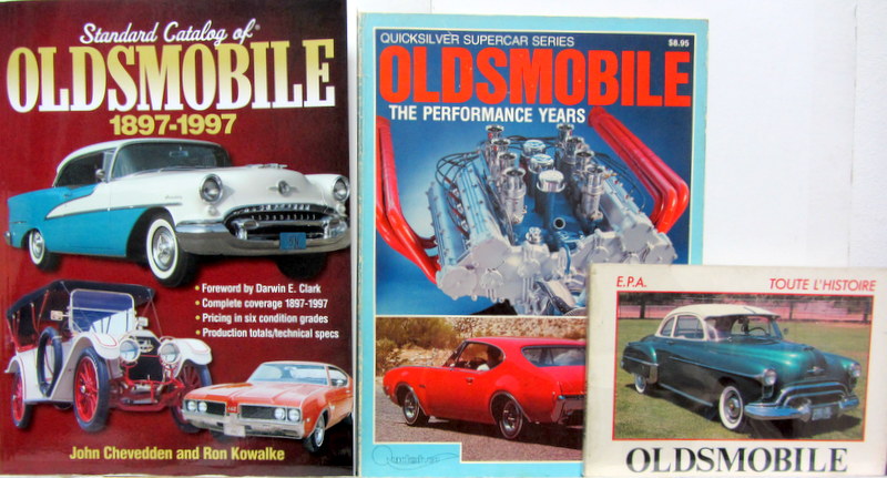 Couverture de OLDSMOBILE 1897-1997 - THE PERFORMANCE YEARS - TOUTE L'HISTOIRE