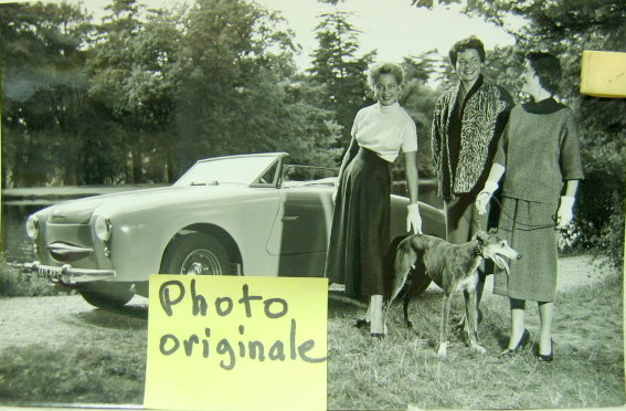 Couverture de DYNA JUNIOR PHOTO ORIGINALE AVEC 3 FEMMES