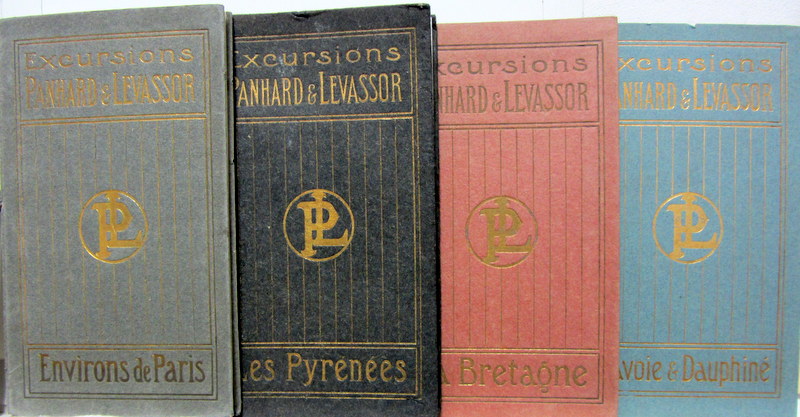 Couverture de 1911-1914 PANHARD EXCURSIONS ENVIRONS DE PARIS - LES PYRENEES- LA BRETAGNE - SAVOIE ET DAUPHINE