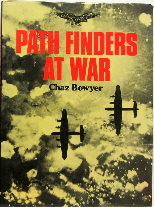 Couverture de PATH FINDERS AT WAR EN ANGLAIS
