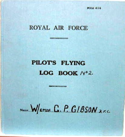 Couverture de ROYAL AIR FORCE - PILOT'S FLYING LOG BOOK N°2 - CMDR G.P.GIBSON